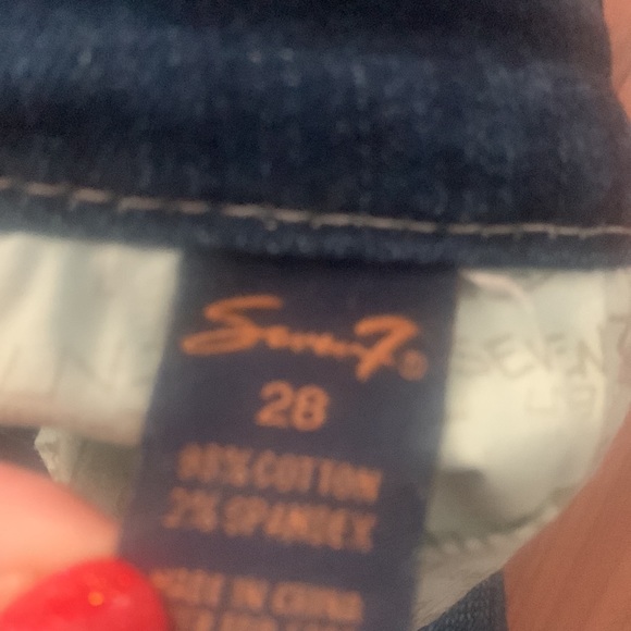 🌺 2 for $23 🌺 Seven7 Jeans with a Hint of Bling - Picture 4 of 8